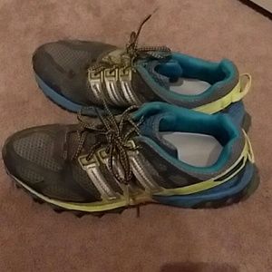 Adidas kanadia tr4 Gore text trail running sneaker